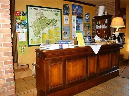 Logis Aux Comtes De Hanau 2* Ingwiller