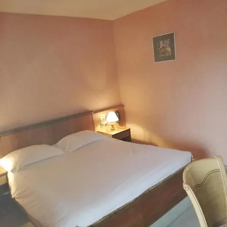 Logis Aux Comtes De Hanau Hotel Ingwiller